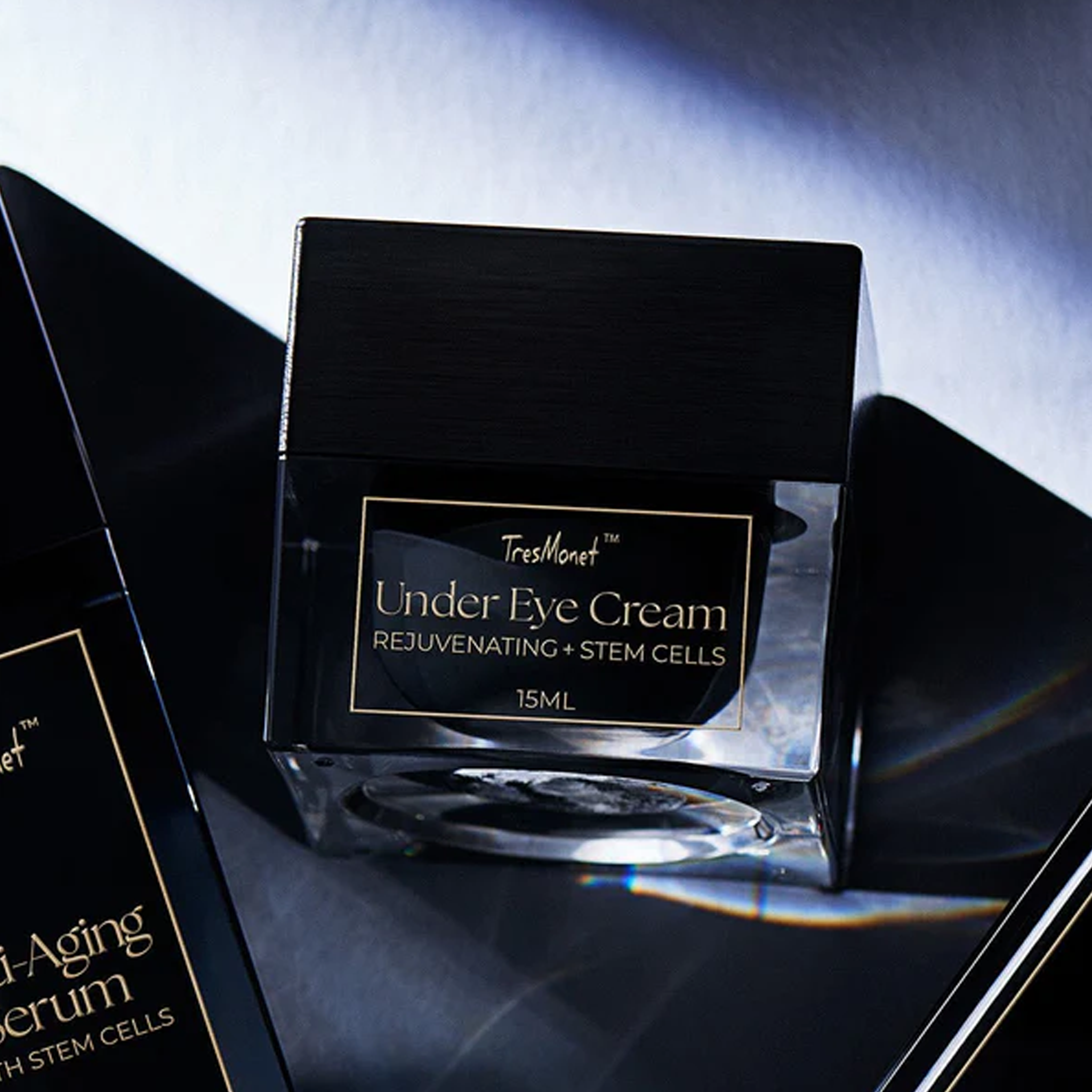 Rejuvenating Under Eye Cream with Stem Cells
