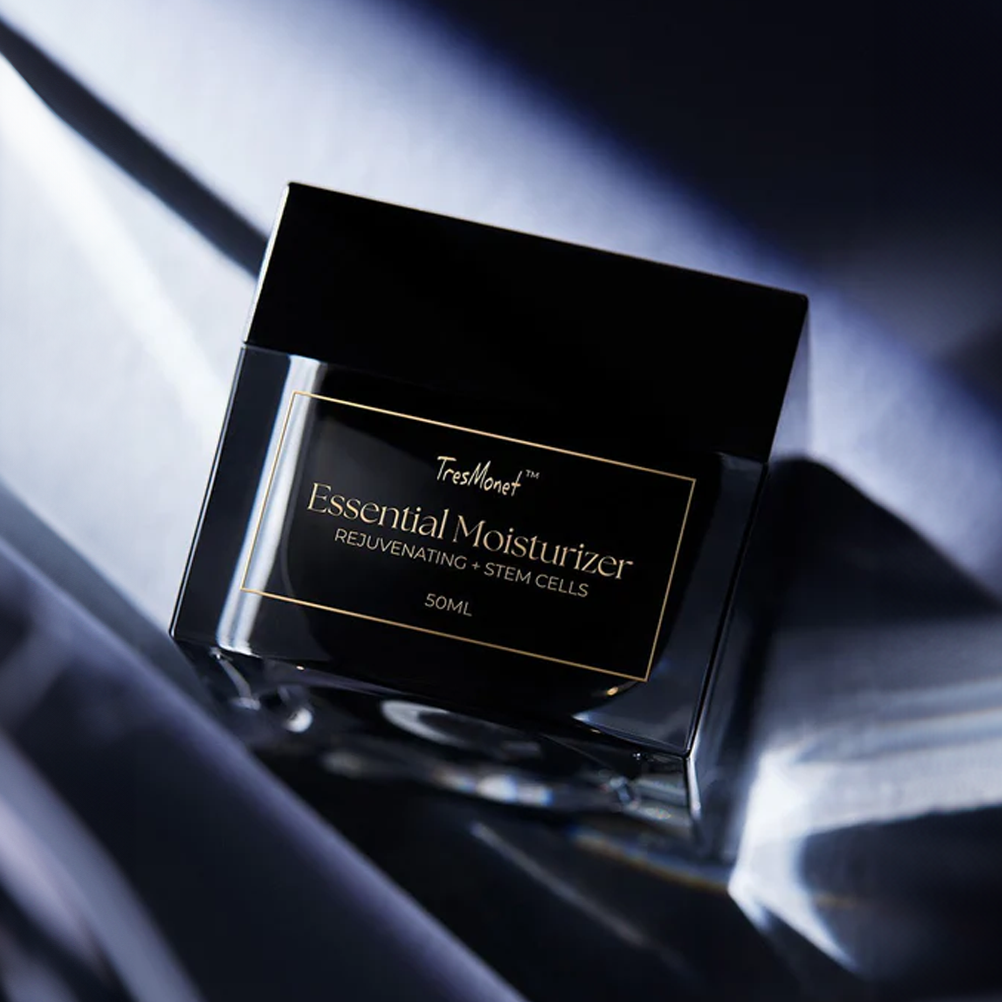 Rejuvenating Essential Moisturizer with Stem Cells